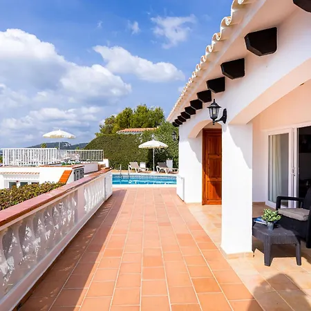 Es Mirador 손 보우